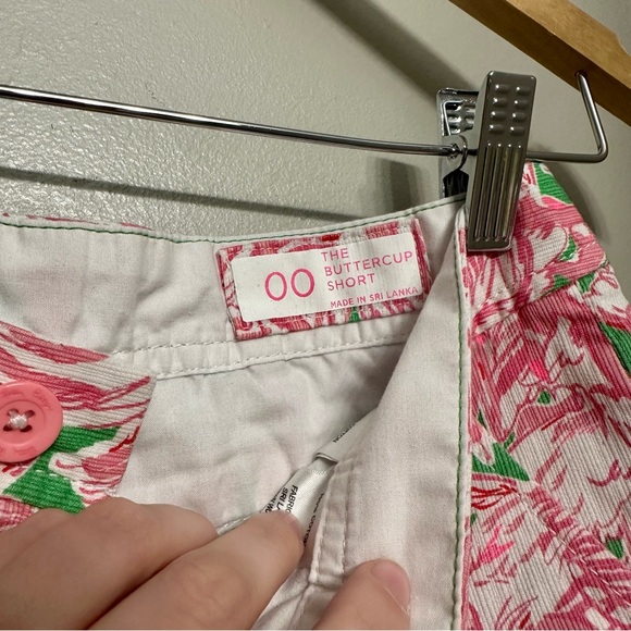 Lilly Pulitzer Pink Colony Flamingo Buttercup Shorts 🦩 - Picture 4 of 6